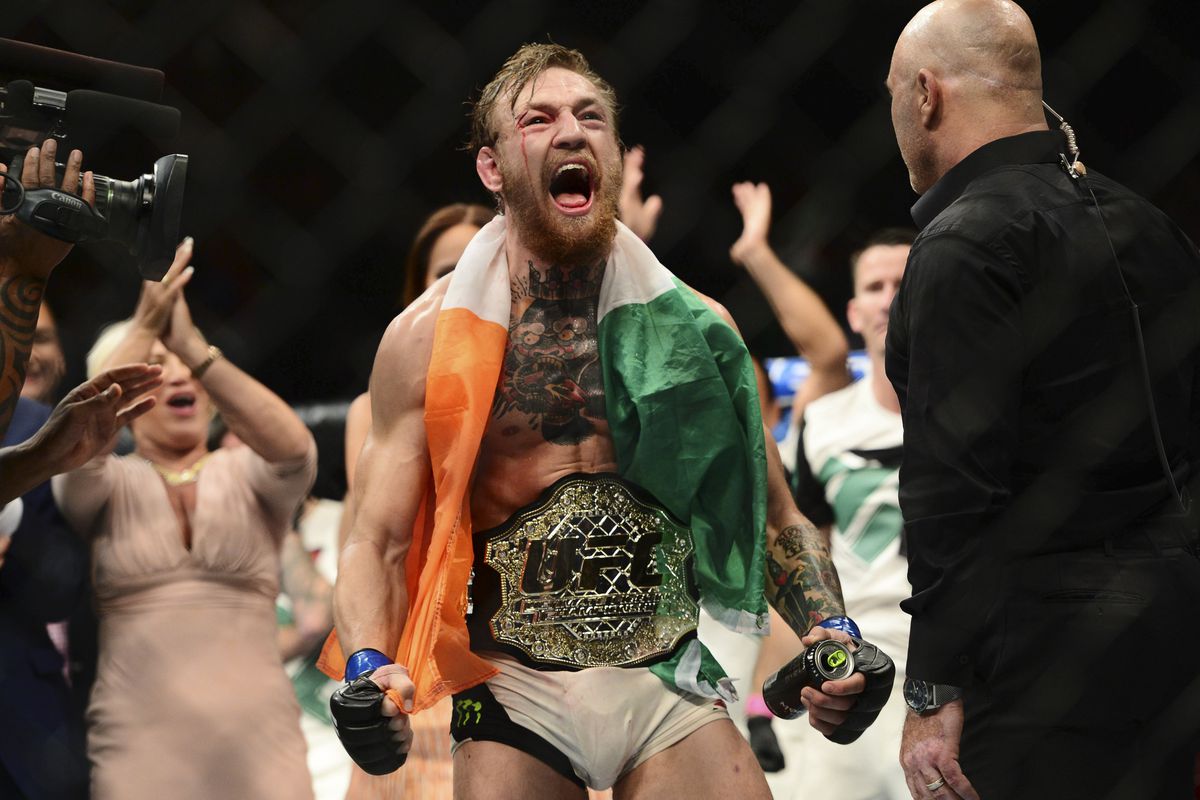 Israel Adesanya: Phiên bản phong cách của Conor McGregor ở hạng trung?